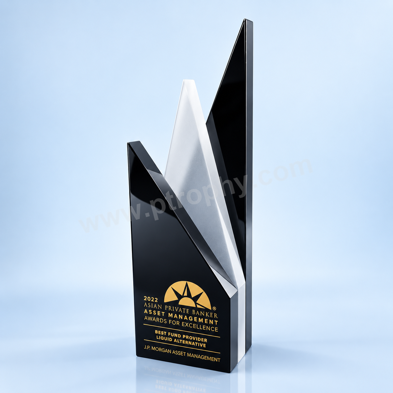 AE002 Crystal Award