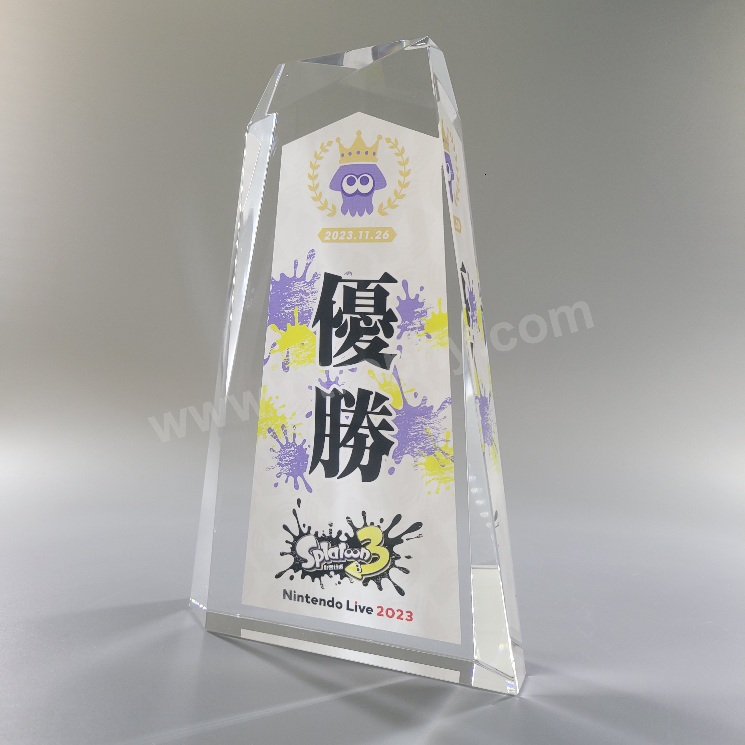 AE072 Crystal Award