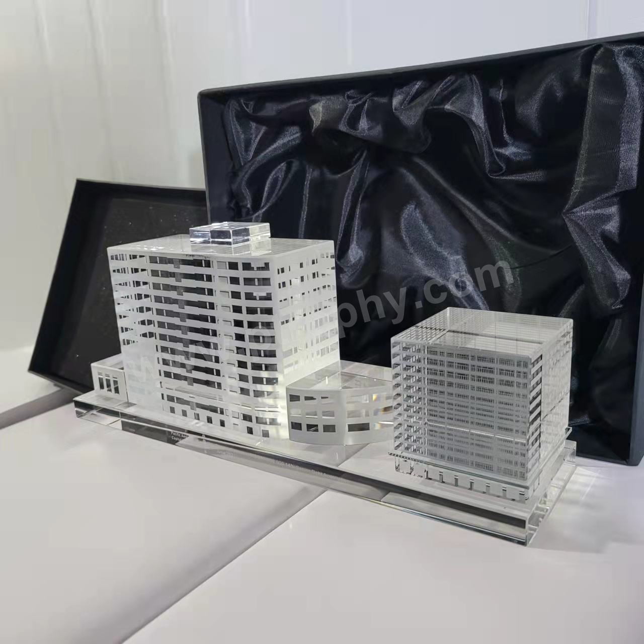 AE293 Crystal Award