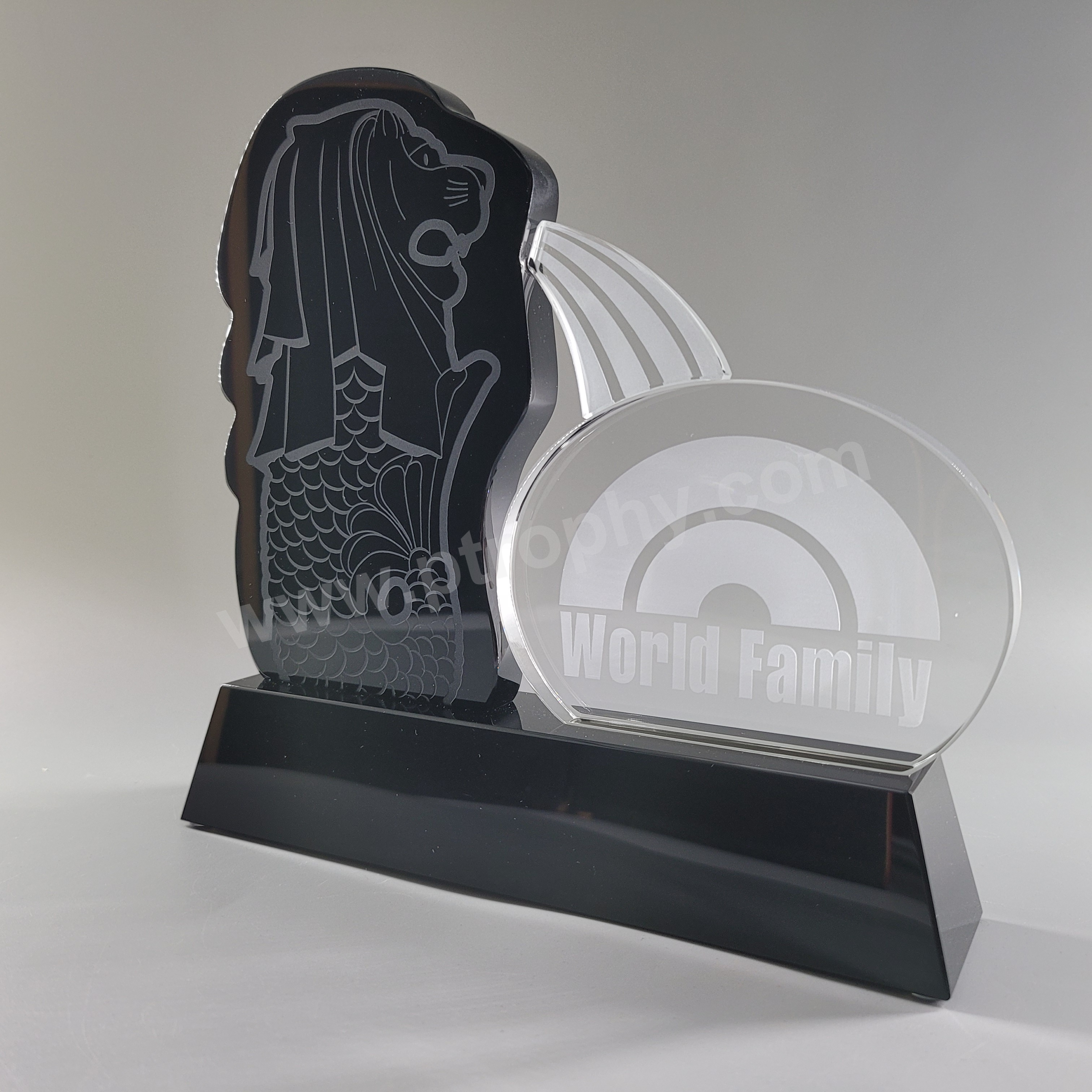 AE332 Crystal Award