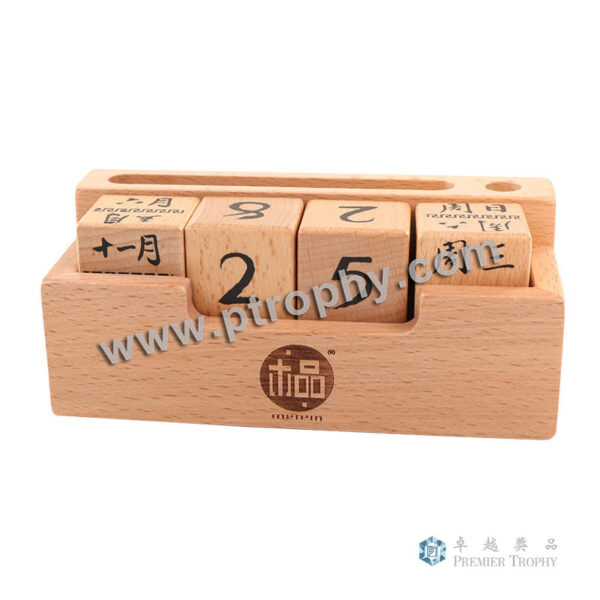 MA503 實木座枱日曆 –，木座訂造