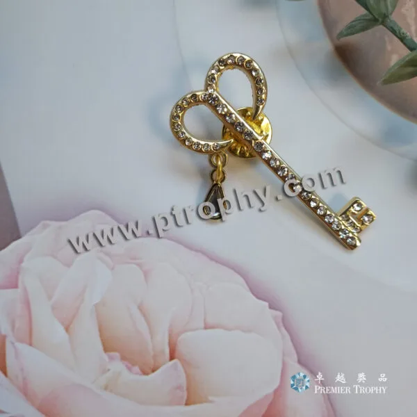 客戶案例_024 · Clé de Peau Beauté Pins，客戶案例訂造