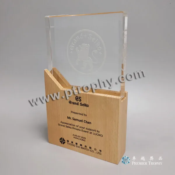 客戶案例_061 · THONG SIA WATCH 水晶，客戶案例訂造