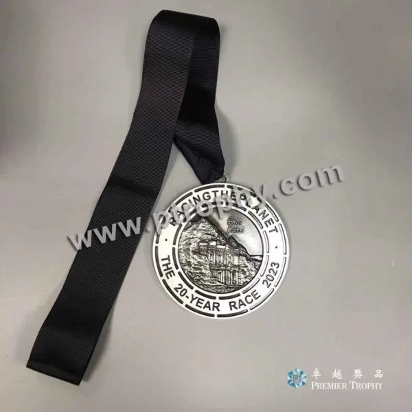 客戶案例_145 · RacingThePlanet 獎牌，客戶案例訂造