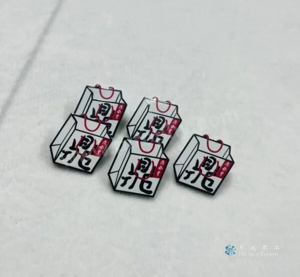 QB012 琺瑯襟章,襟章訂造