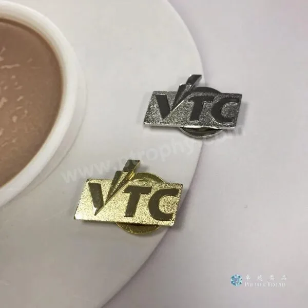 QB022 磨砂襟章,襟章訂造