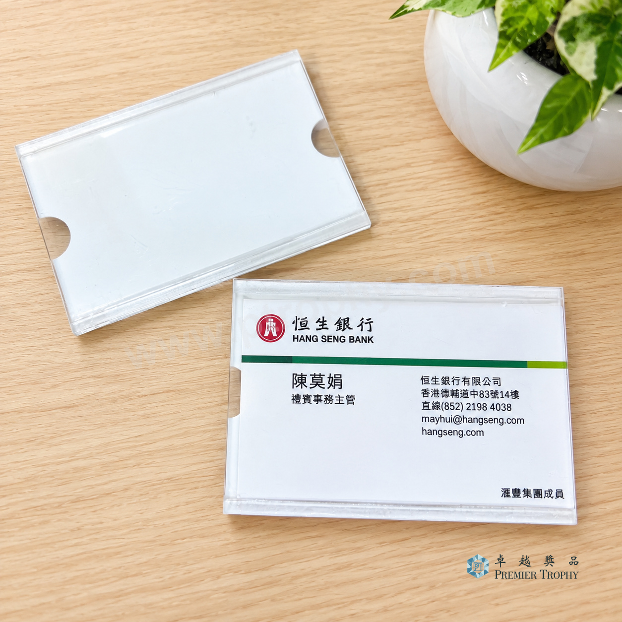 QB709 透明亞加力膠人名牌,人名牌訂造