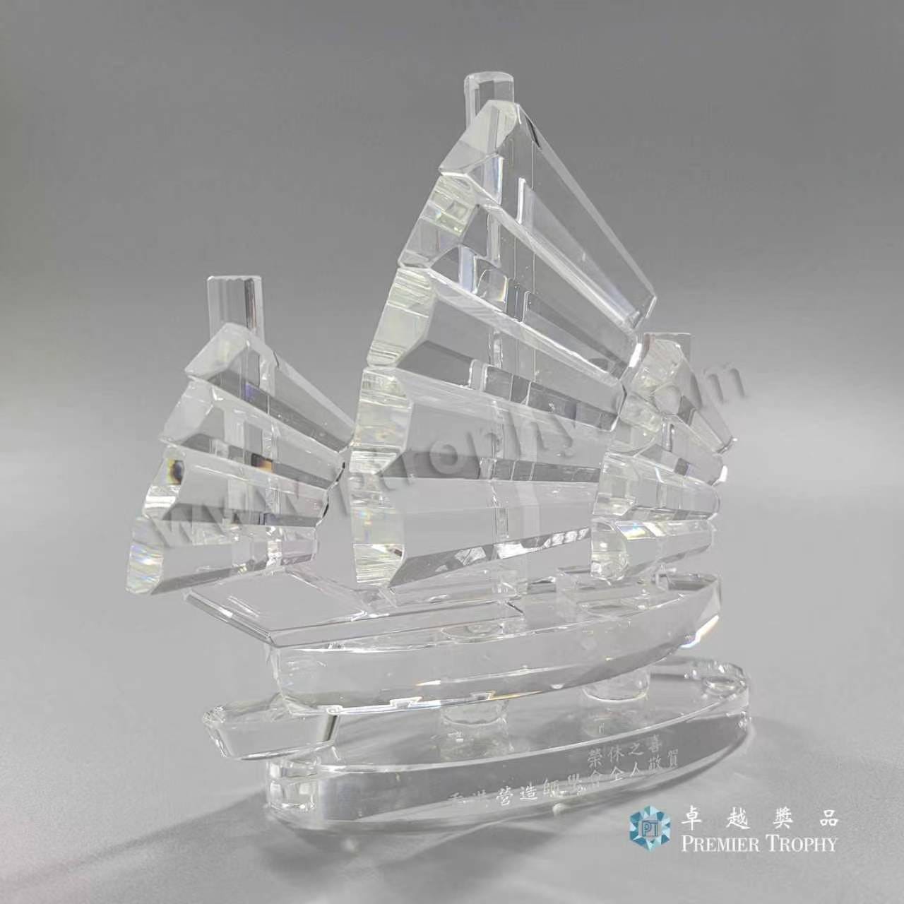 極高純淨度與透亮度的原材料